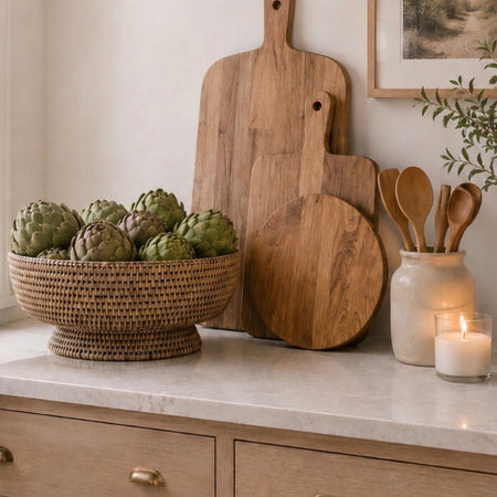 Round woven rattan fruit bowl on foot stand