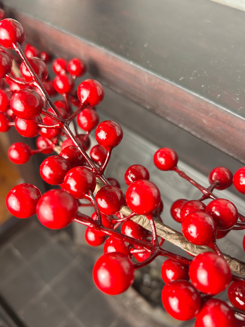 Red berry full garland 150cm
