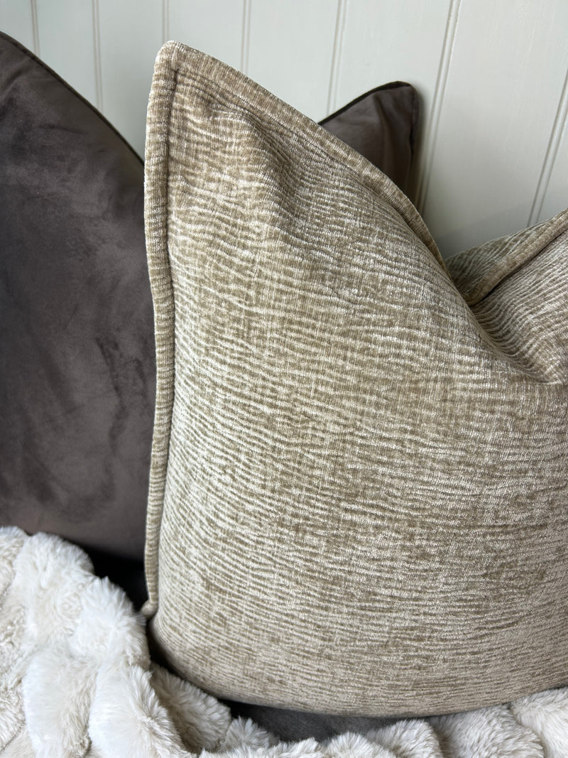 Natural taupe Moddi ripple Textured Velvet Piped Edge Trim premium Cushion 45m