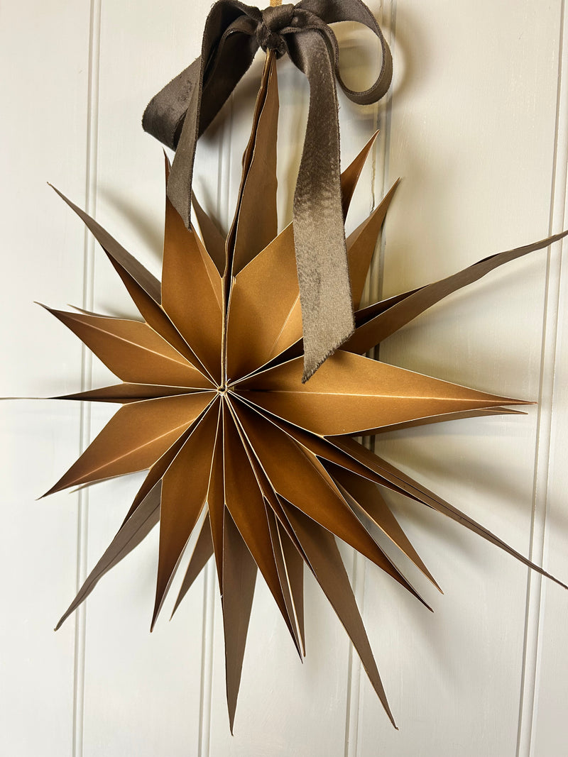 Nutmeg brown paper star 40cm
