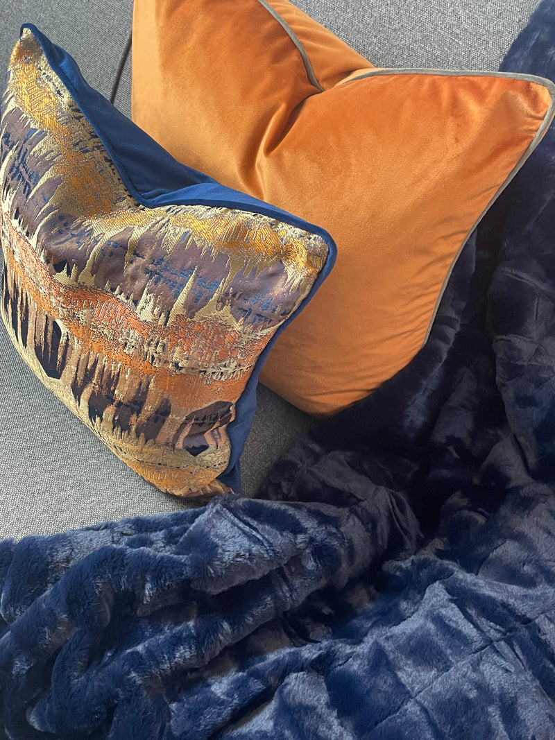 Navy ribbed faux fur Empress throw