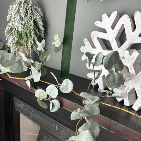 Green Eucalyptus Natural Leaf Garland 120cm