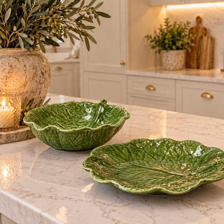 Cabbage leaf green plate
