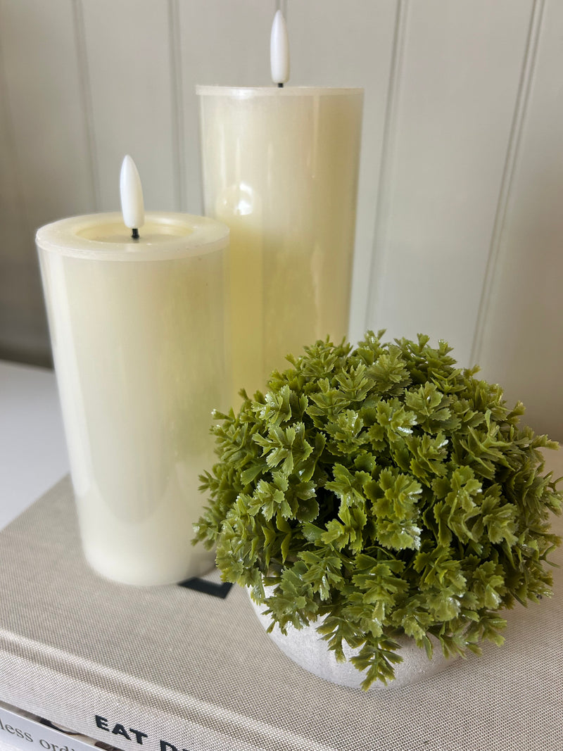 Gold rim glass candle holders mixed