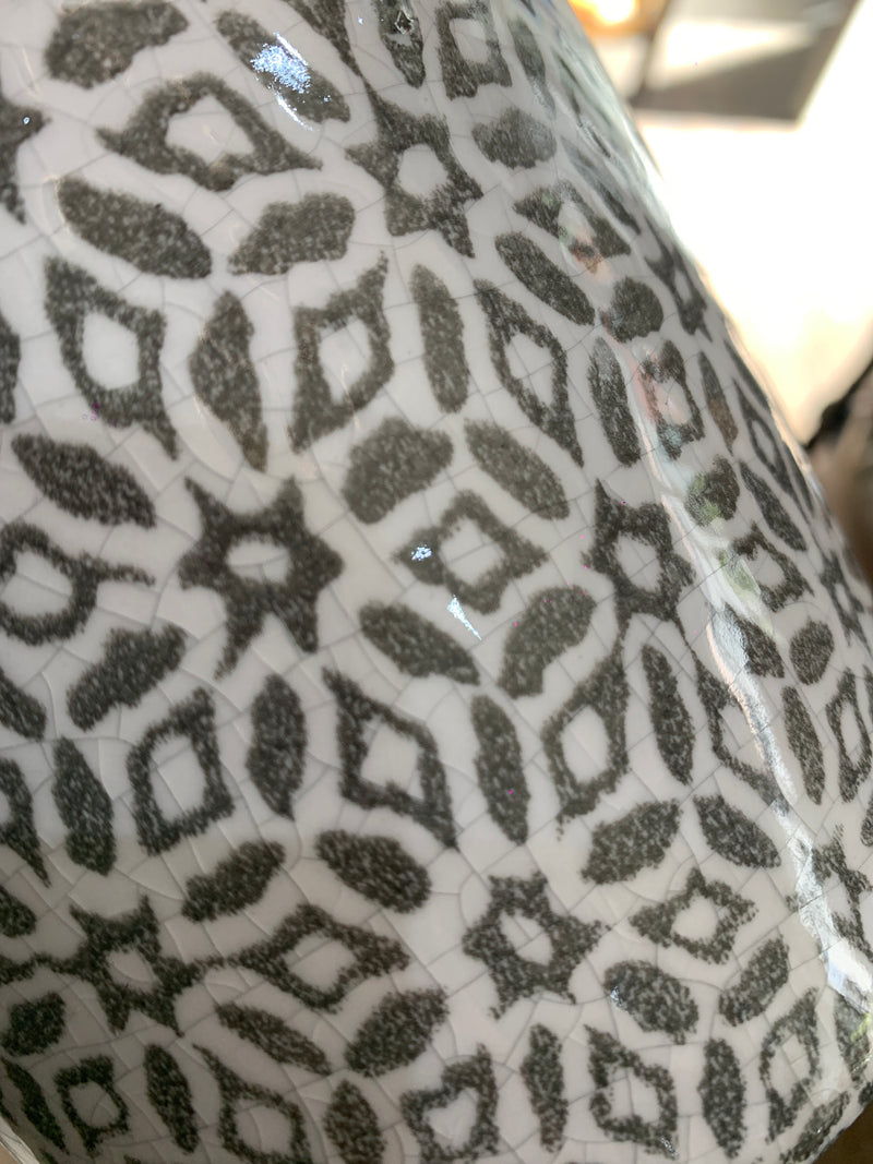 Grey & White Ceramic Dutch Plant Pots 6 Patterns