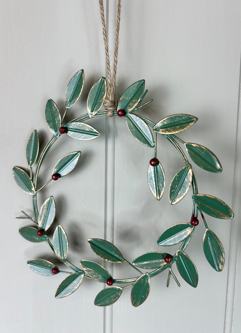 Red berry laurel metal hanging round wreath 17cm