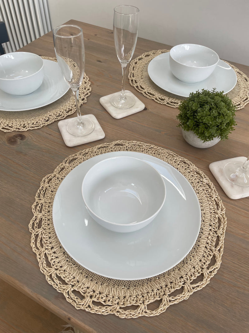 Set of 4 natural linen and crochet placemats