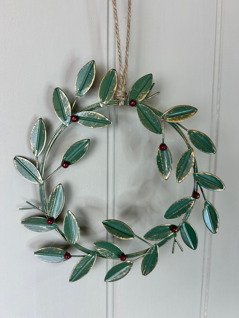 Red berry laurel metal hanging round wreath 17cm