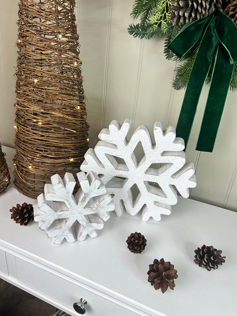 White chunky snowflakes 3 sizes