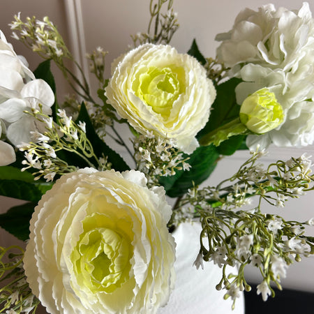 White Ranunculus Spray Stem