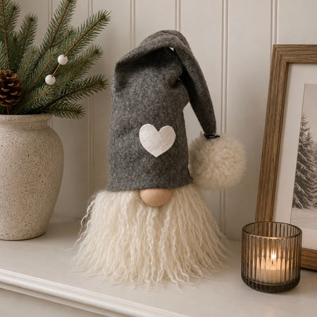 Large heart grey hat gonk