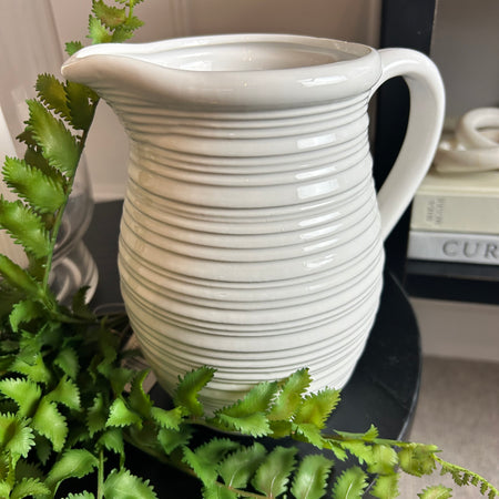 Ribbed lined white jug