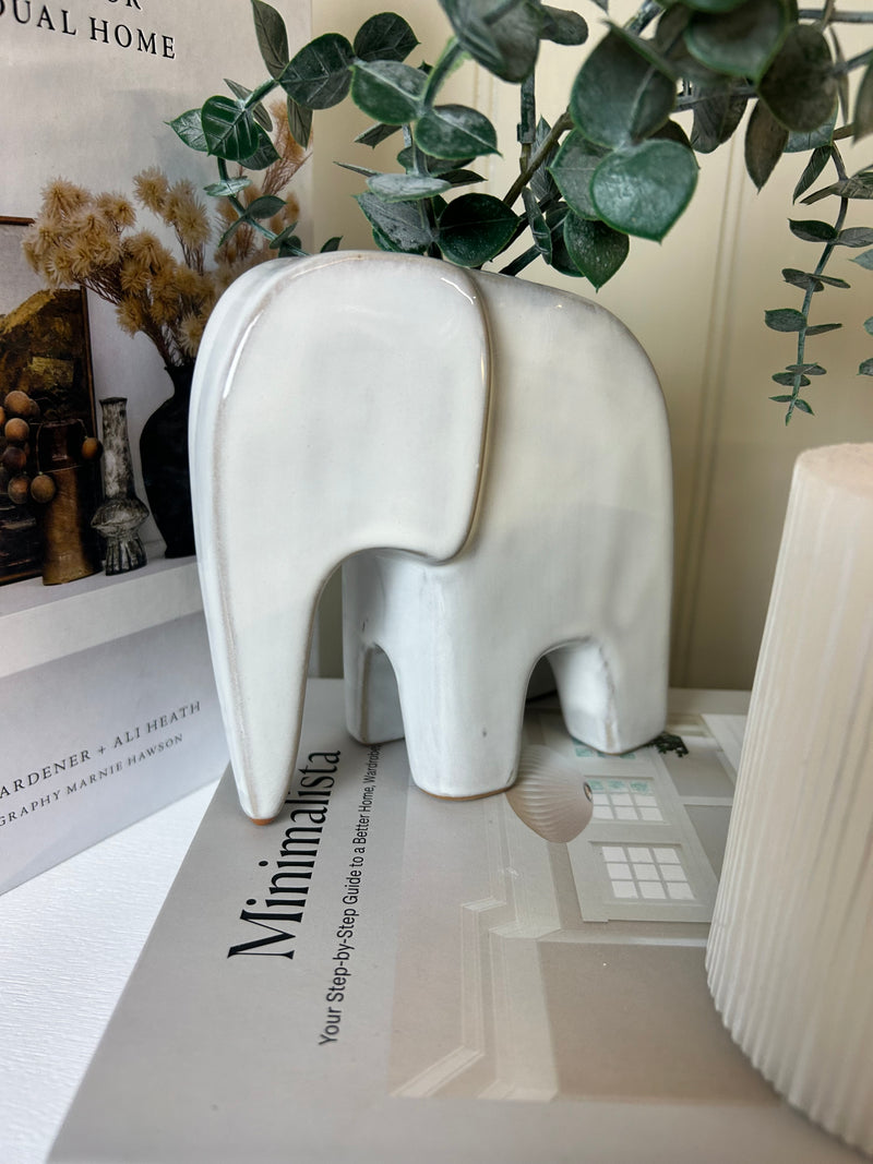 Elephant shaped bud vase