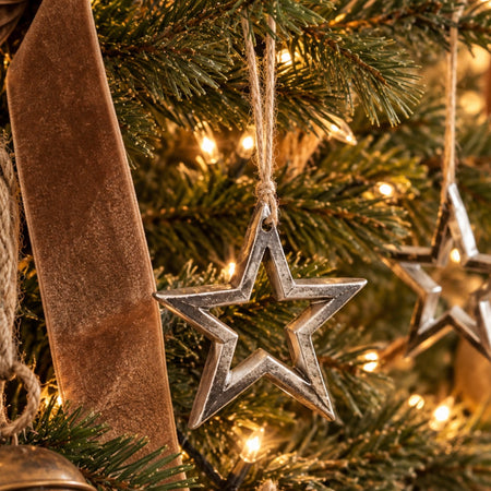 Hammered metal hanging star decoration 7cm