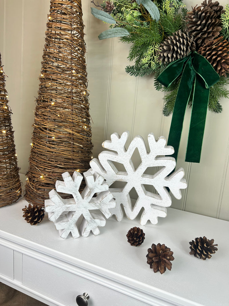 White chunky snowflakes 3 sizes