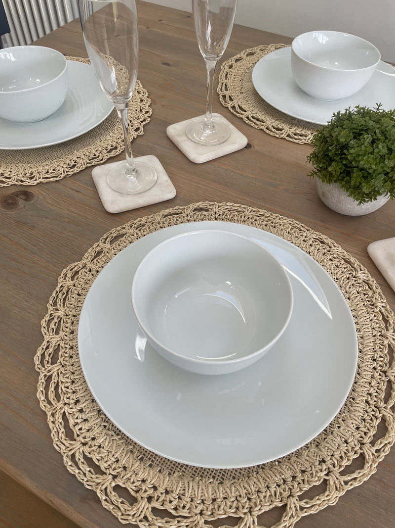 Set of 4 natural linen and crochet placemats