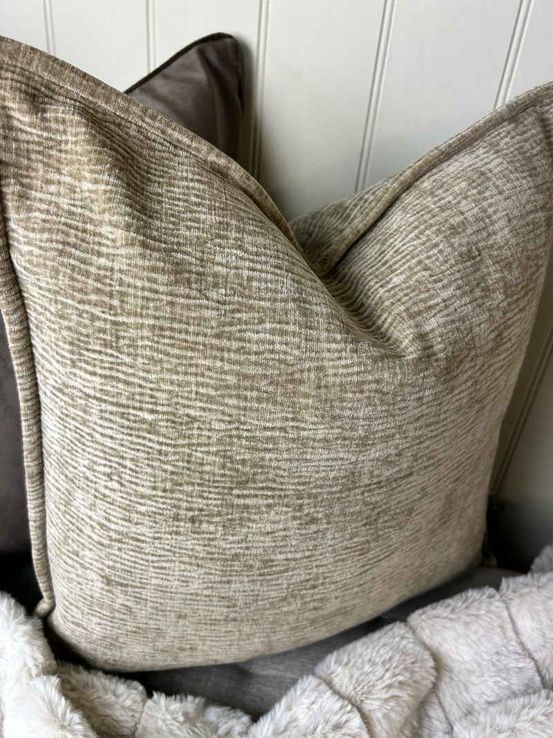 Natural taupe Moddi ripple Textured Velvet Piped Edge Trim premium Cushion 45m
