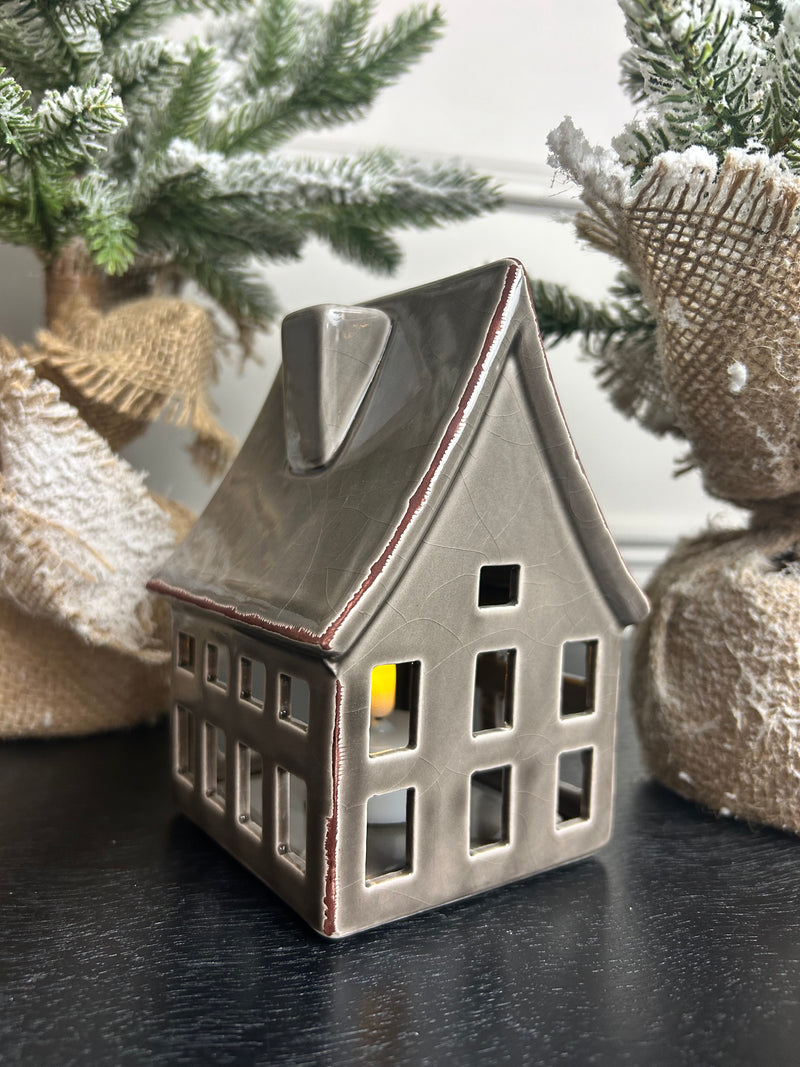 Grey ceramic crackle glaze house