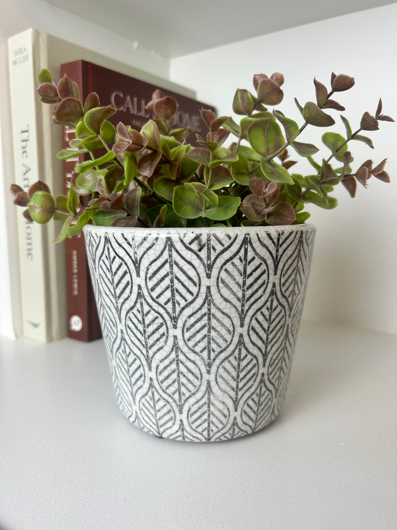 Grey & White Ceramic Dutch Plant Pots 6 Patterns