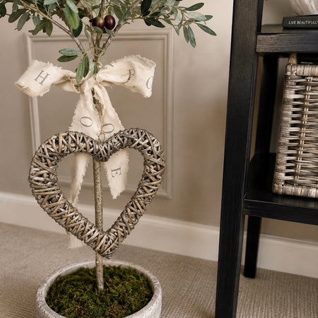 Flat woven hanging heart 3 sizes