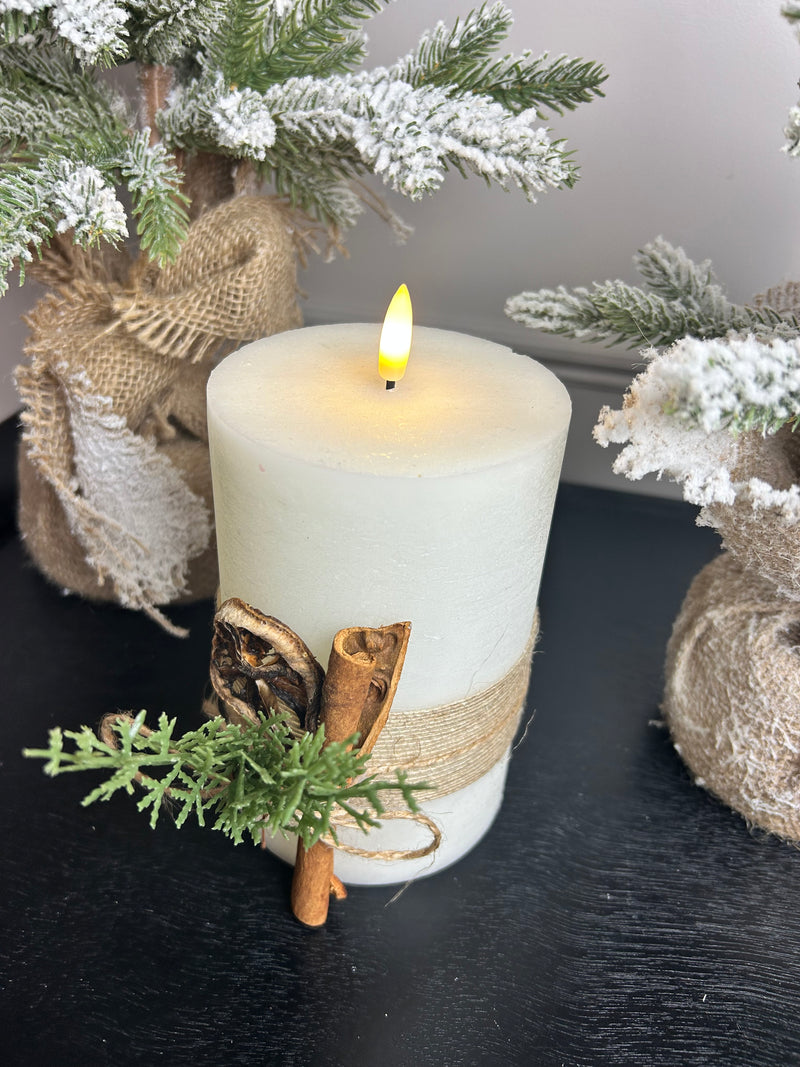Large LED foliage hessian candle cream 10cm