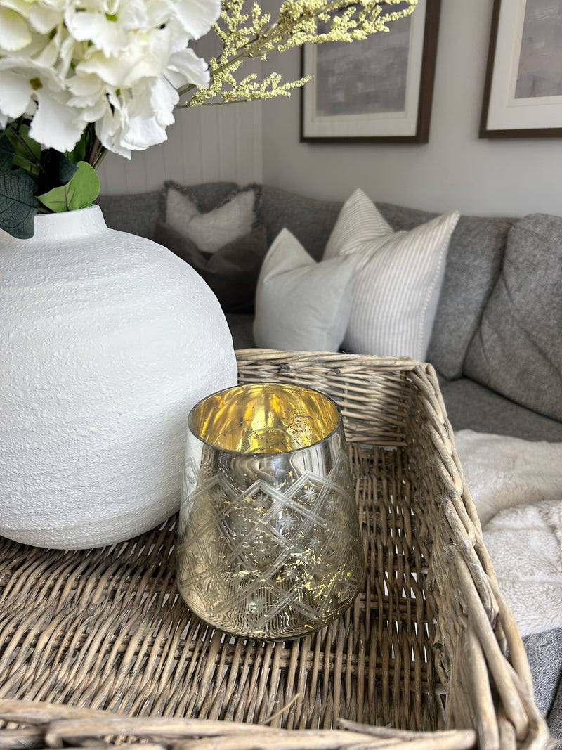 Mottled edged glass candle holder vase
