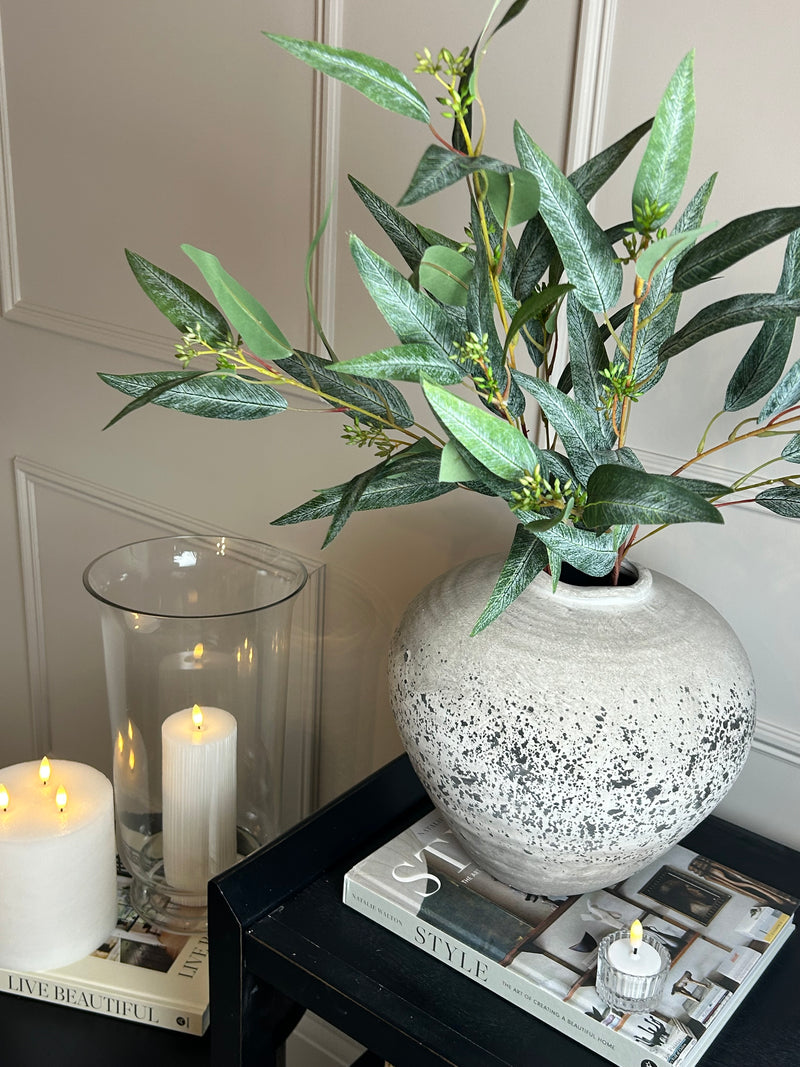 Regolla stone look teardrop shaped vase