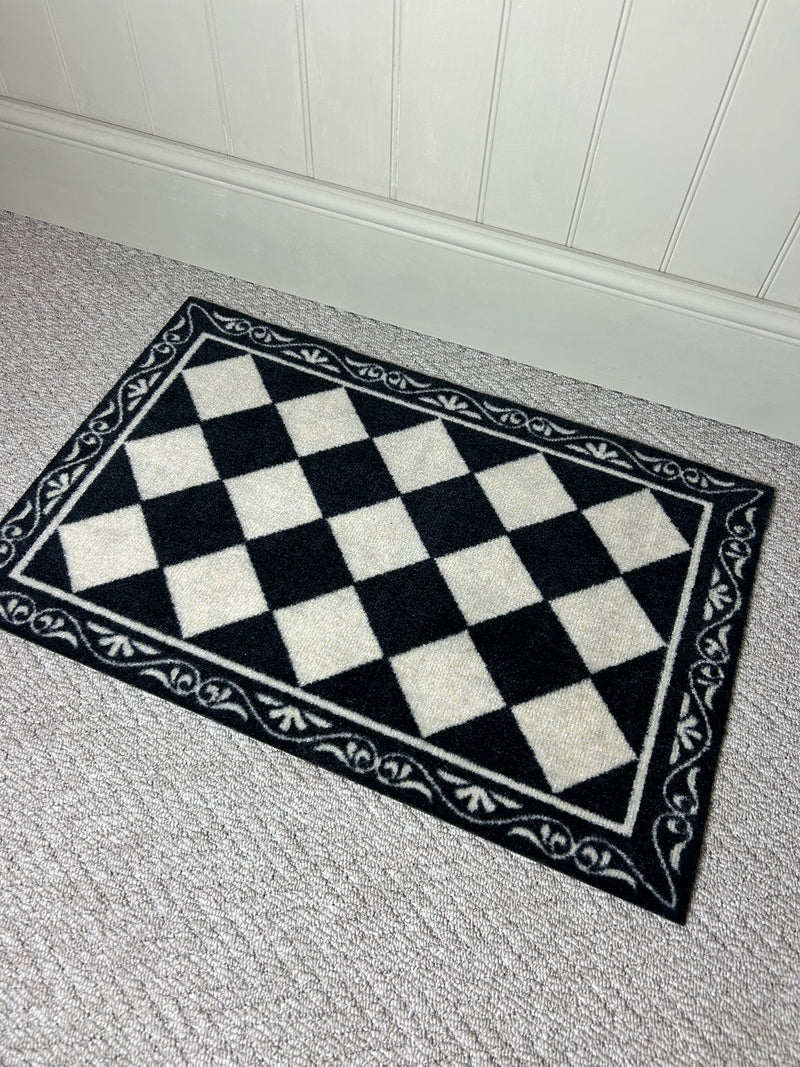 Back and cream traditional tile look mat door mat rug washable 2 sizes
