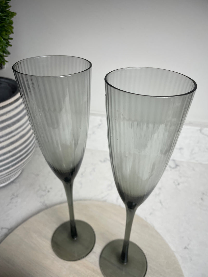 Set of 4 tall Berkeley smoked glass ribbed Champagne Flutes