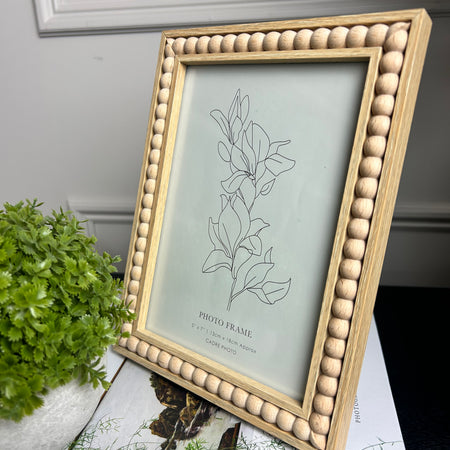 Light wood beaded photo frame 5x7