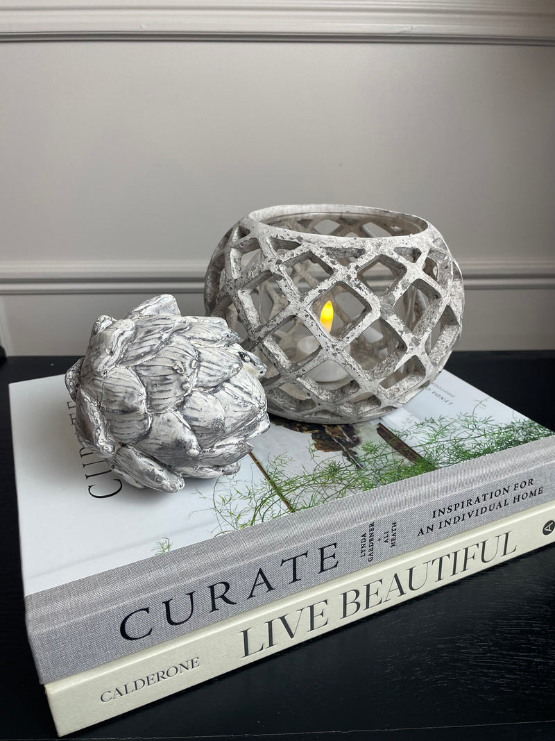 Medium squat lattice candle holder