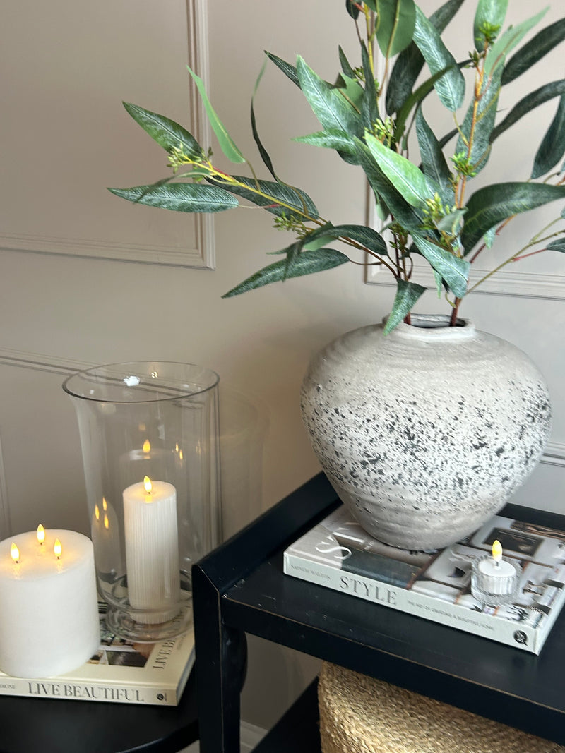 Regolla stone look teardrop shaped vase