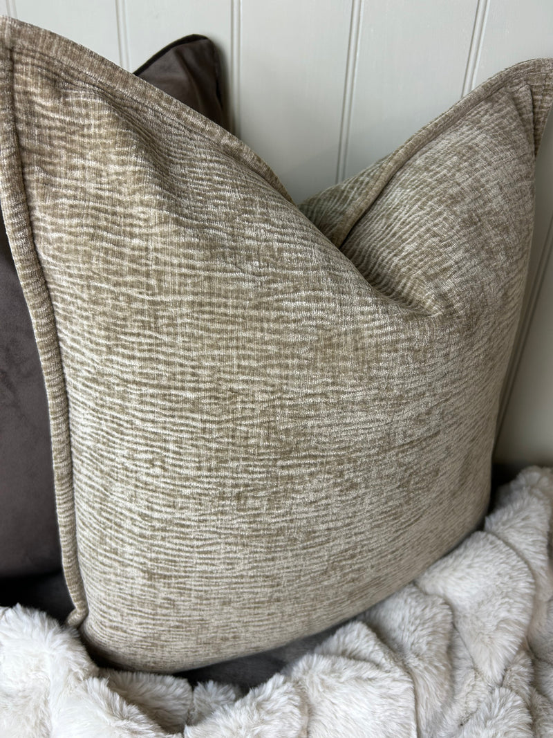 Natural taupe Moddi ripple Textured Velvet Piped Edge Trim premium Cushion 45m