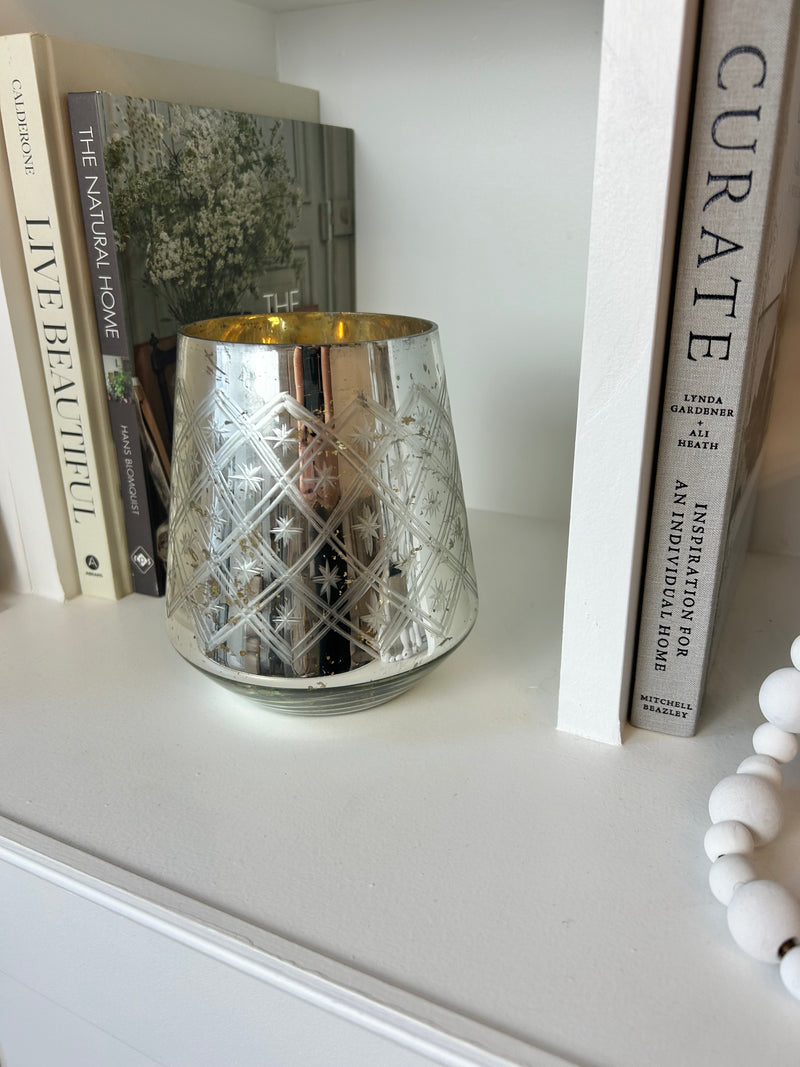 Mottled edged glass candle holder vase