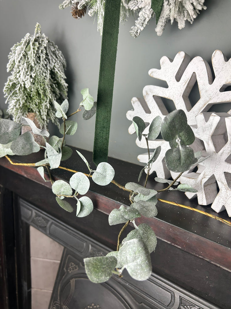 Green Eucalyptus Natural Leaf Garland 120cm