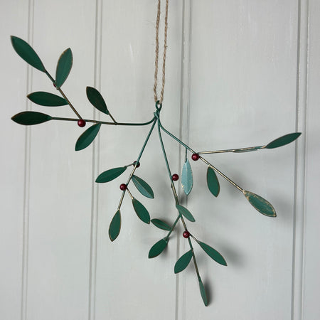 Large bunch of hanging metal mistletoe berry 20cm
