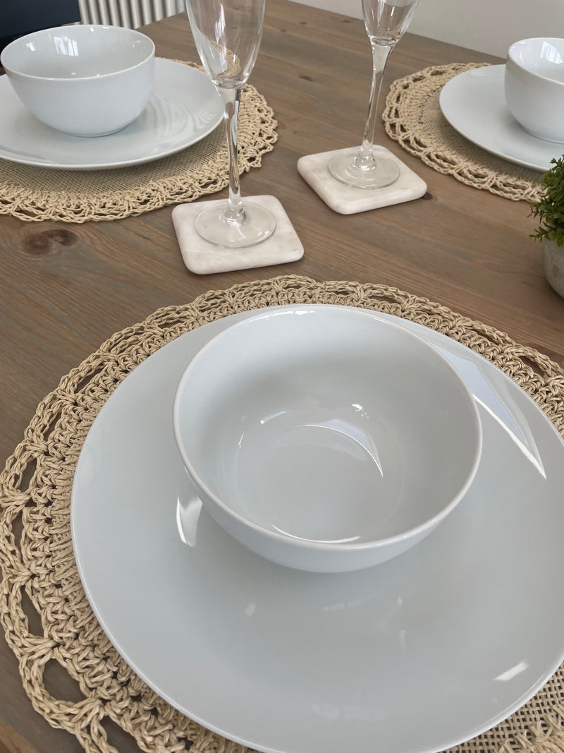 Set of 4 natural linen and crochet placemats