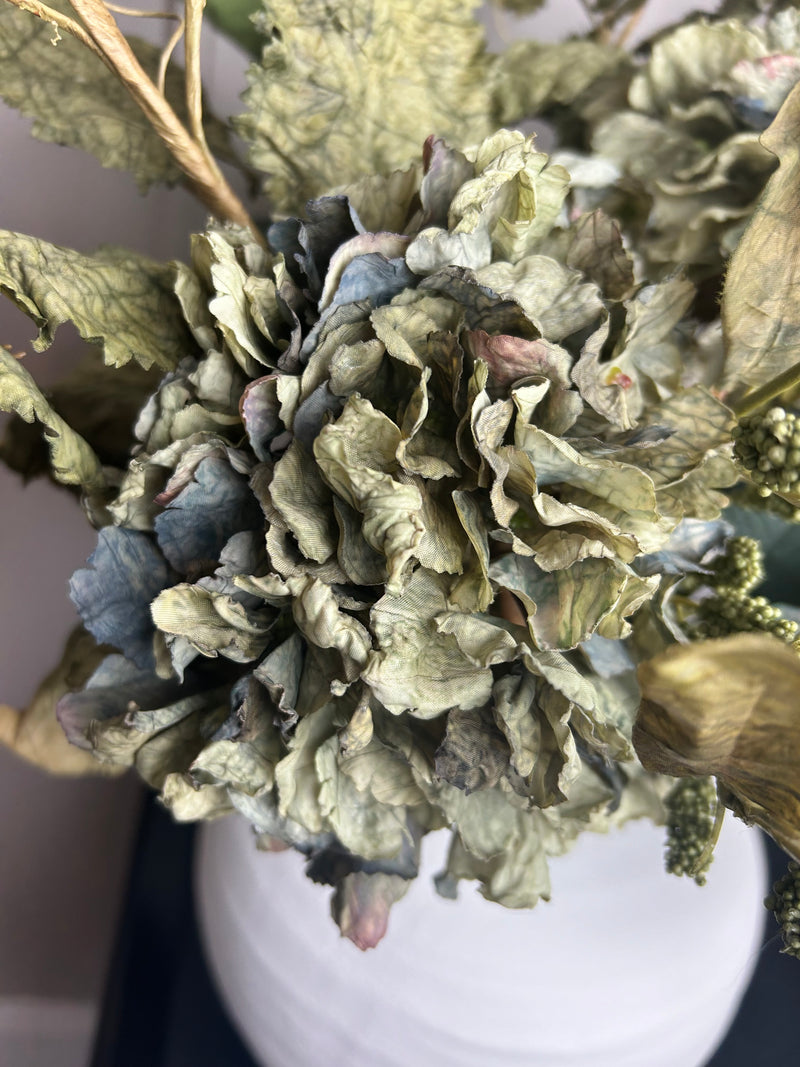 Green Ruffle Hydrangea Stem
