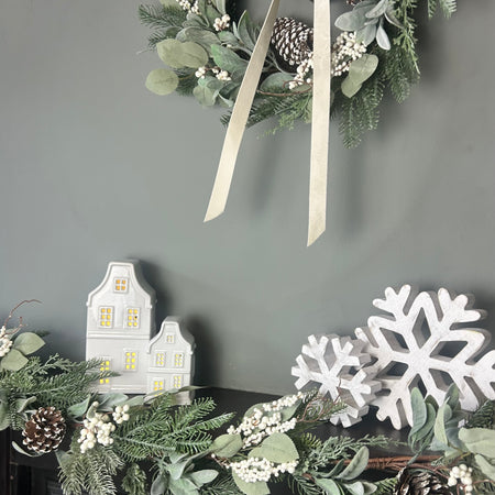 Snowberry foliage garland 150cm