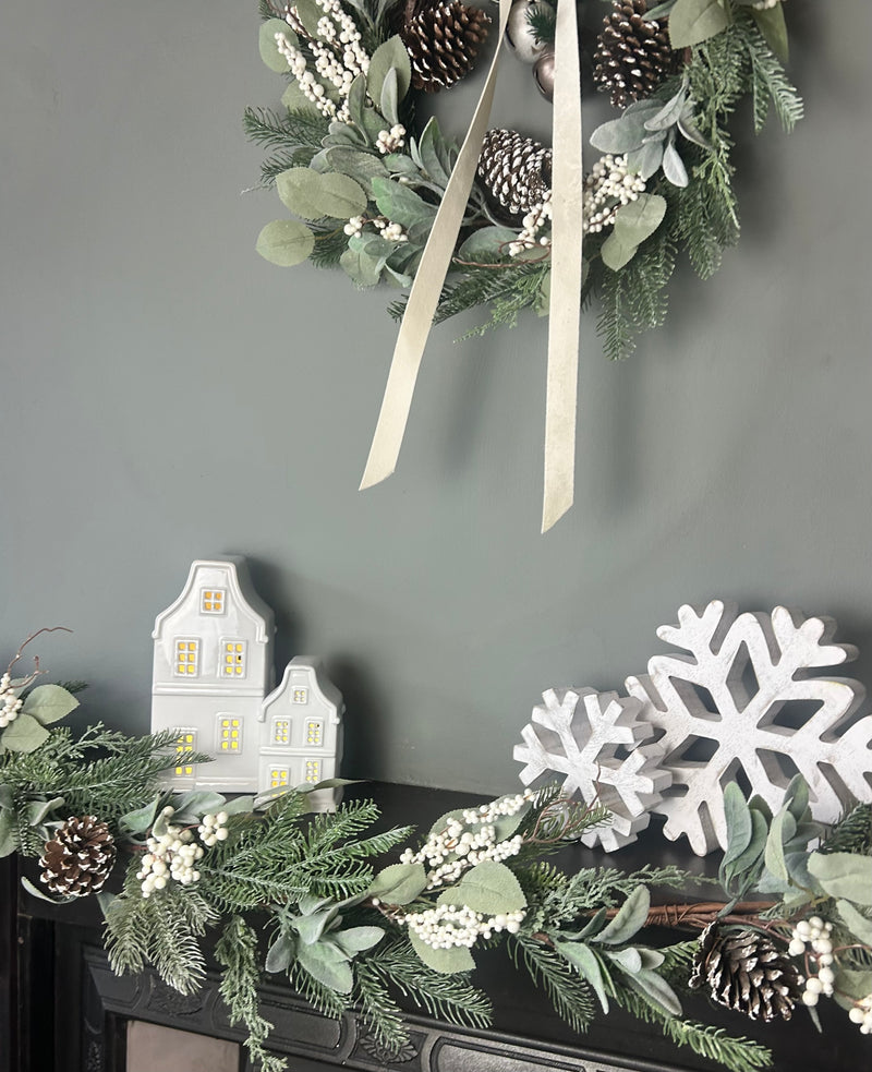 Snowberry foliage garland 150cm