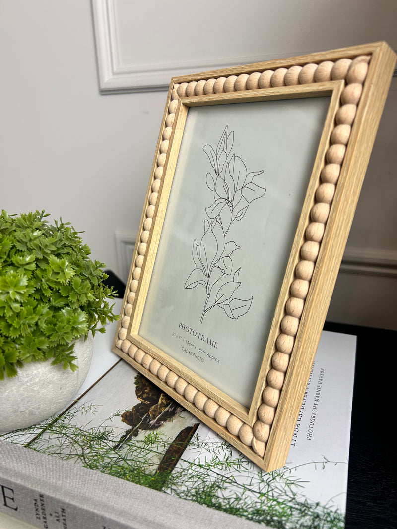 Light wood beaded photo frame 5x7