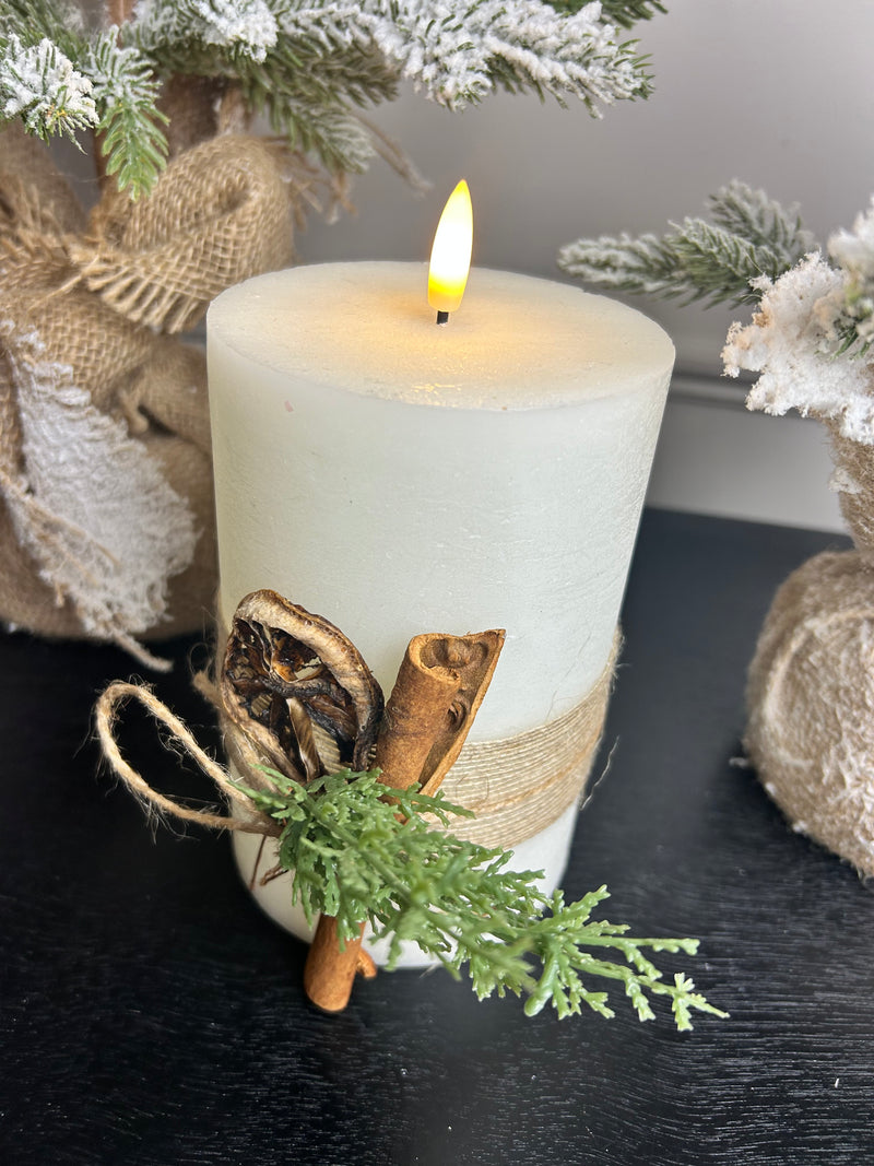 Large LED foliage hessian candle cream 10cm