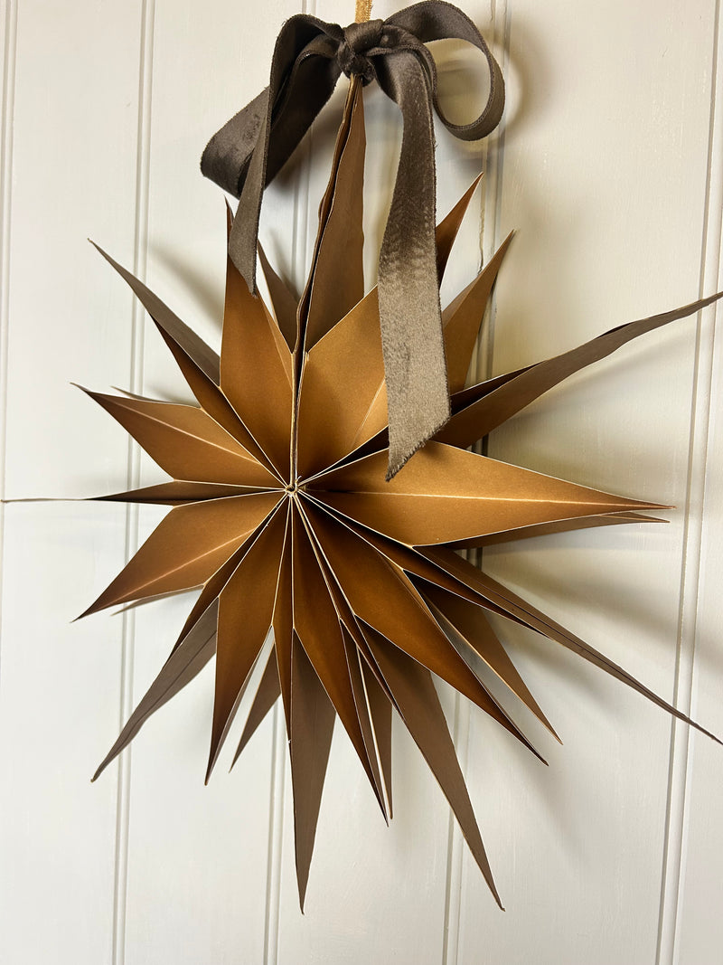 Nutmeg brown paper star 40cm