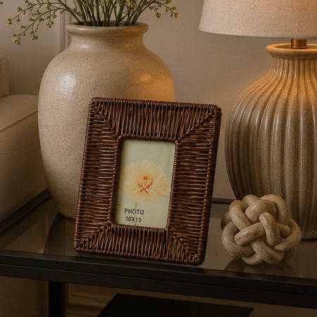 Dark rattan woven picture photo frame 4x6