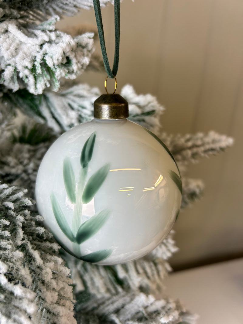 Green vine leaf petal hand painted hanging bauble Kemble 9cm
