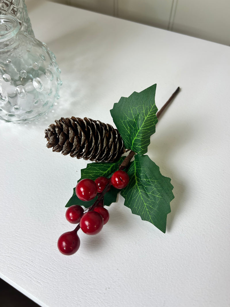 Small festive berry pick 20cm