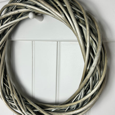 Antique wash willow round wreath 40cm