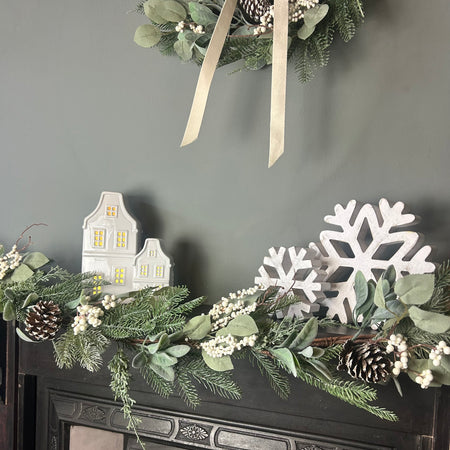 Snowberry foliage garland 150cm