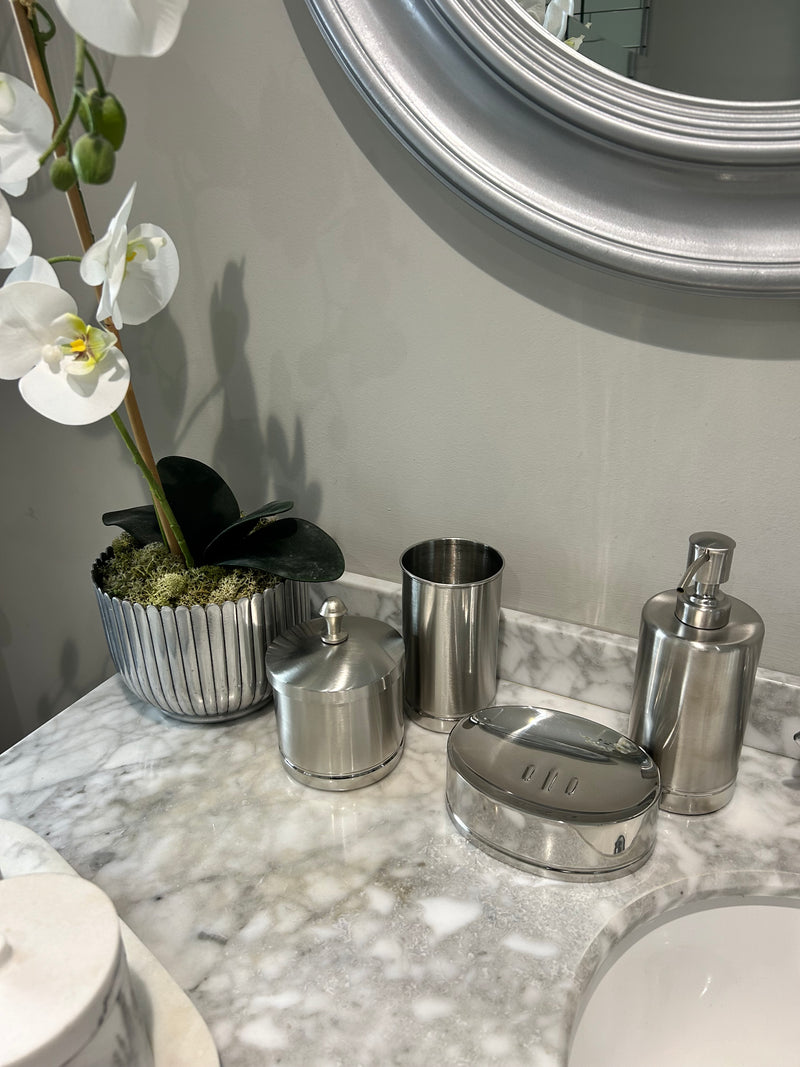Set of 4 Niko silver bathroom set