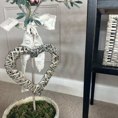 Flat woven hanging heart 3 sizes